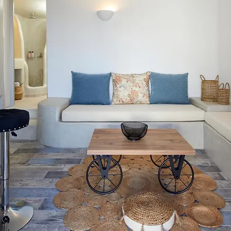 El Verano Hotel Imerovigli (Santorini)
