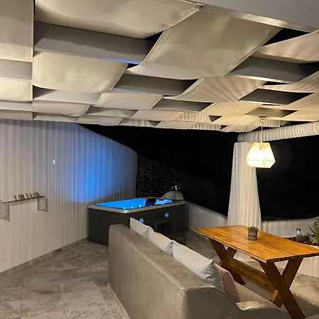 El Verano Hotel Imerovigli (Santorini)