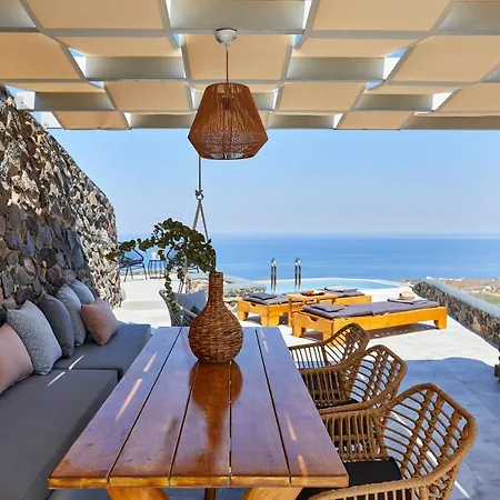 El Verano Hotel *